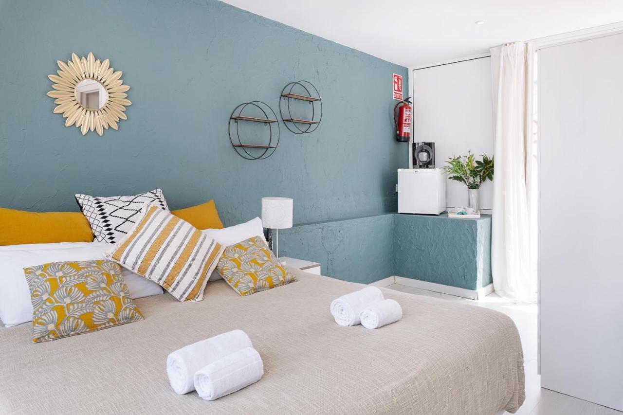 Bed and breakfast Sitgesnextdoor Extérieur photo