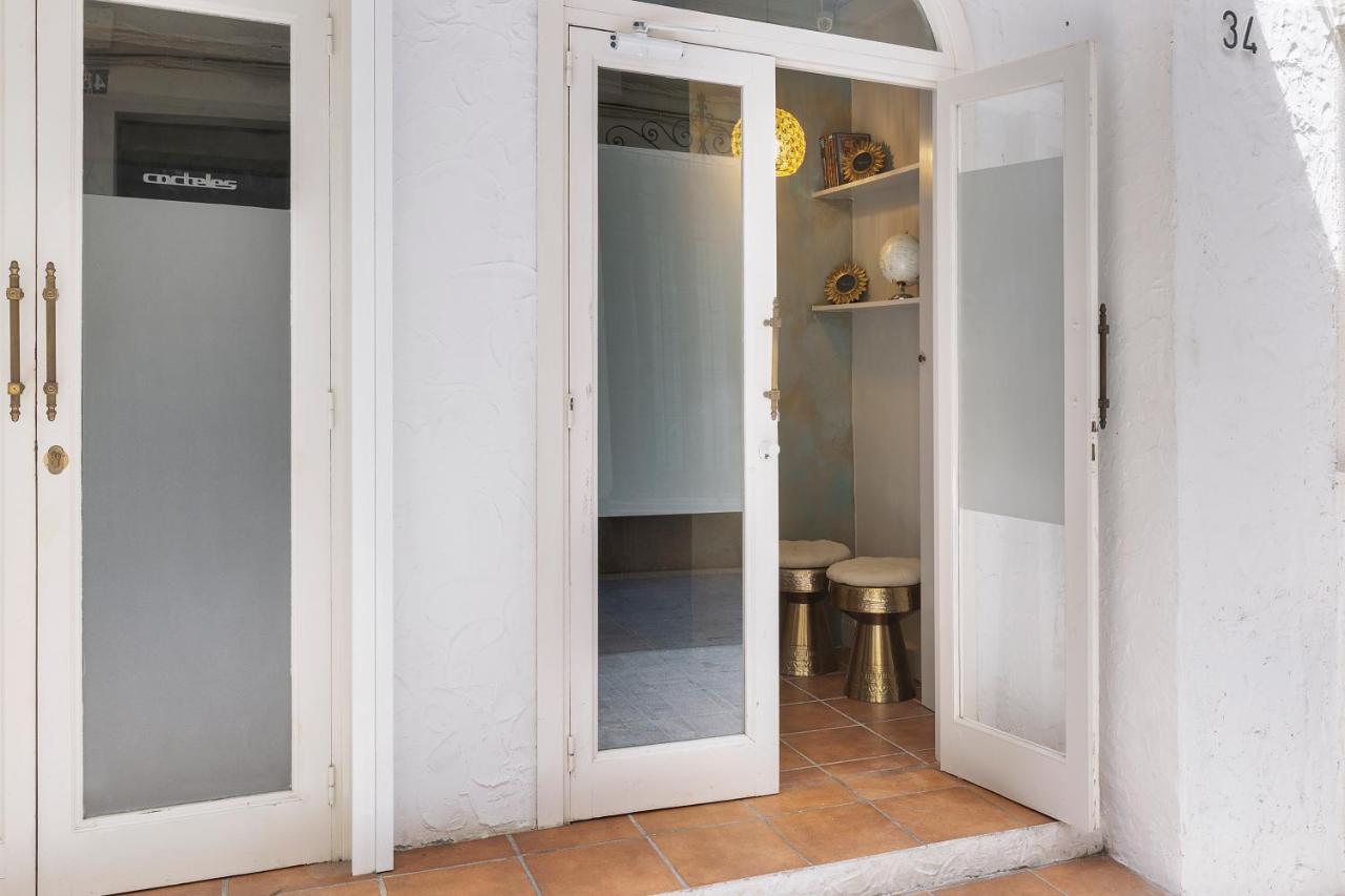 Bed and breakfast Sitgesnextdoor Extérieur photo